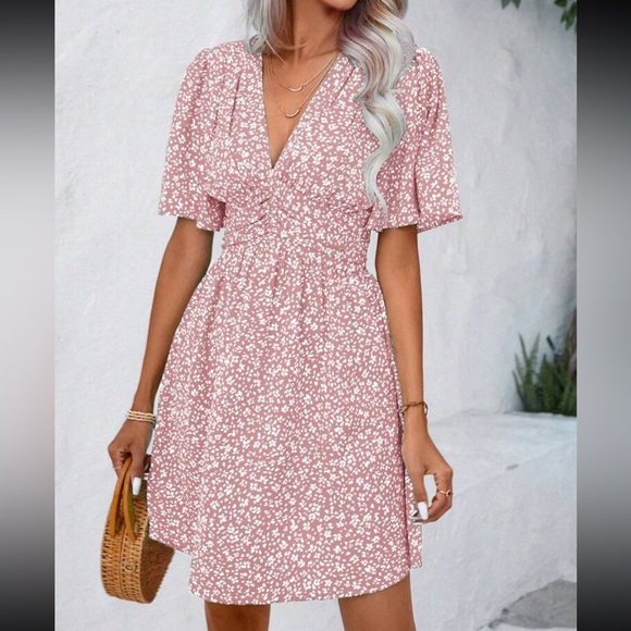 Boho floral print butterfly sleeve mini dress - Picture 4 of 13